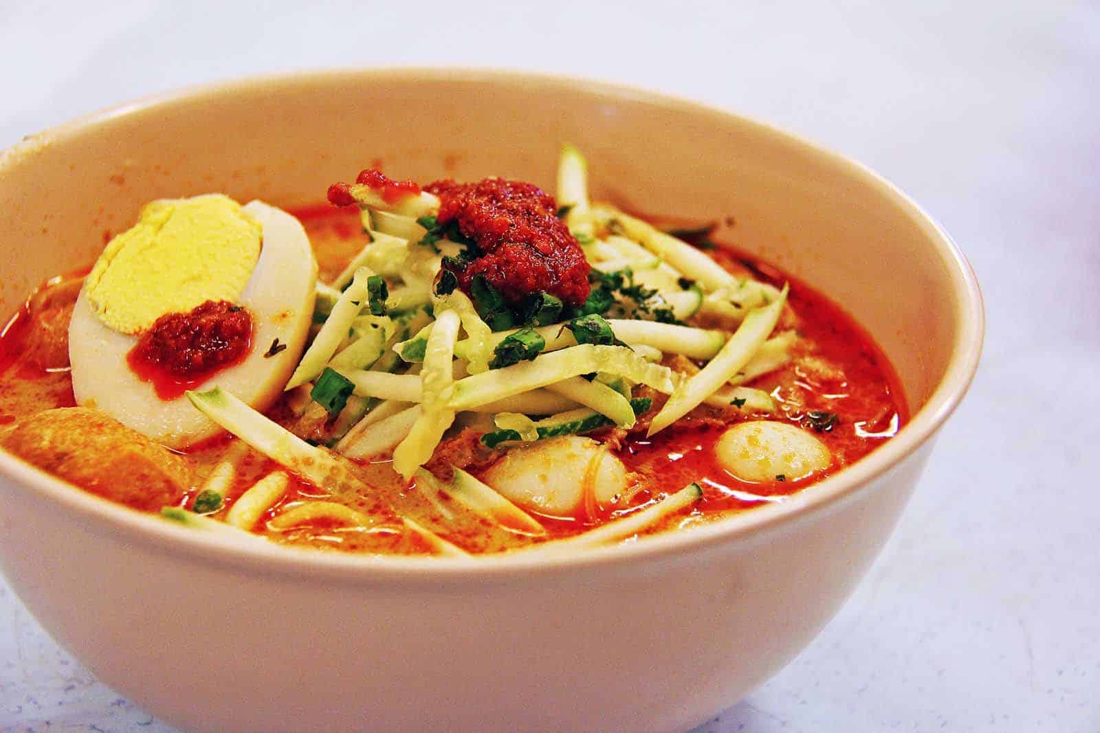 Laksa – Kalakeittoa Kaakkois-Aasian tapaan.