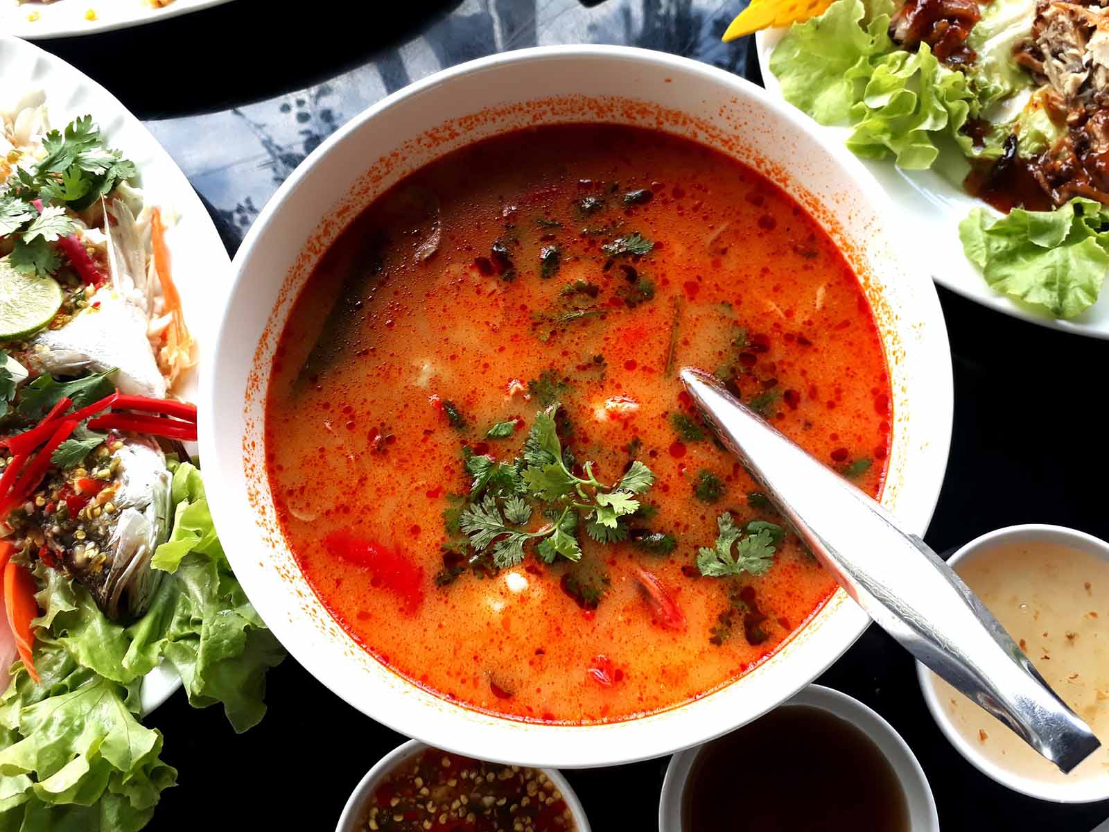 Tom yum. Thaimaallista keittoa.