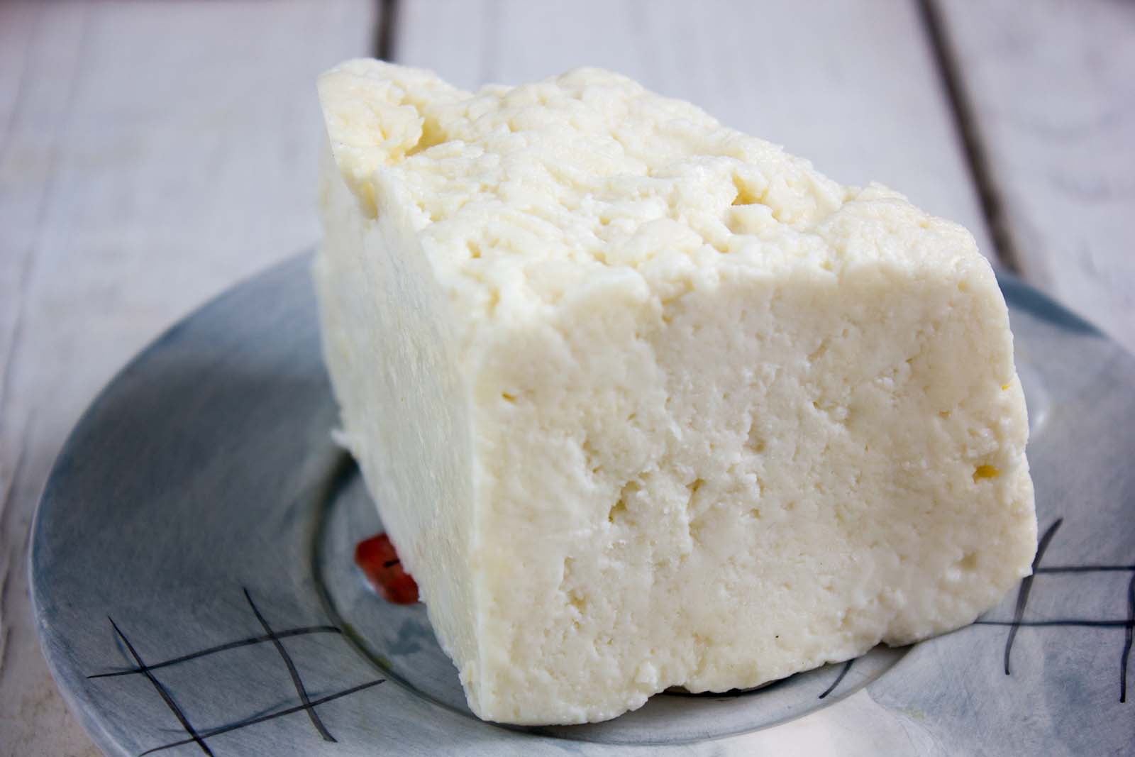 Paneer. Intialainen kotijuusto.