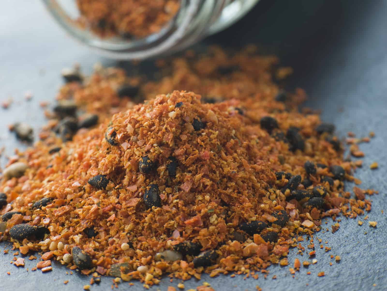 Shichimi tōgarashi. Seitsemän maun pippuri.
