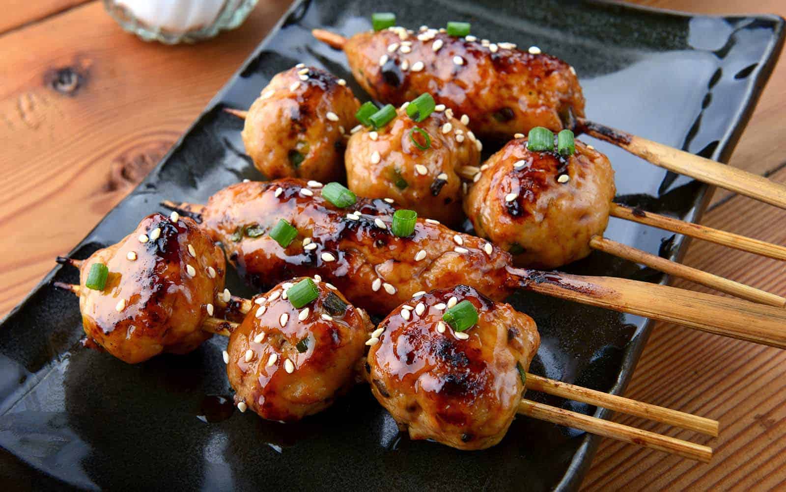 Tsukune 捏ね- japanilaiset kanapullat