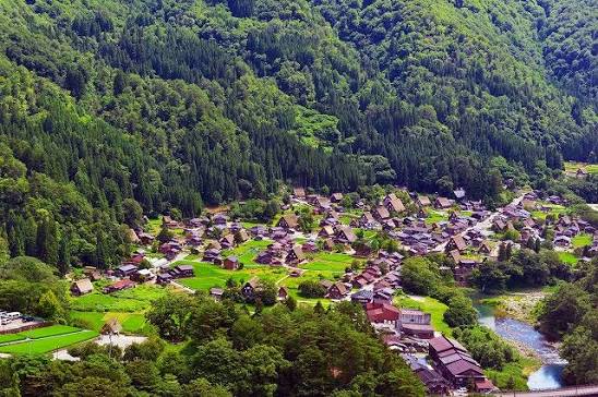 Shirakawa-gōn gasshō-zukuri-talot